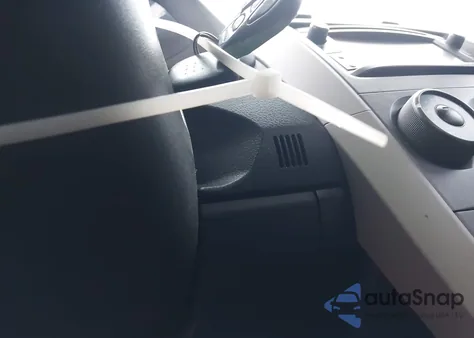 2013 Toyota Corolla S Special Edition z USA, uszkodzony, nr VIN 2T1BU4EE8DC066428